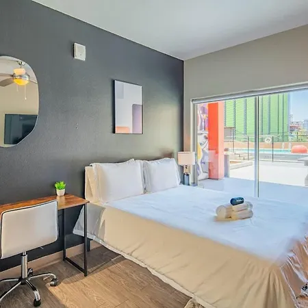 Stunning Studio - Dt, Parking, Gym, W-D, Roosevelt Row